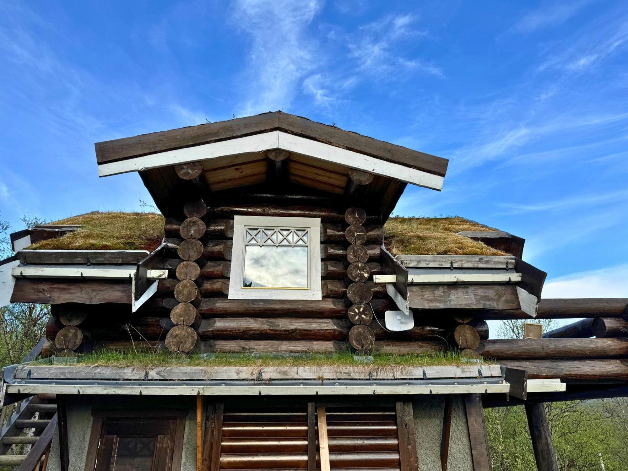 Unique Arctic Timber Cabin Skaidi Exterior photo